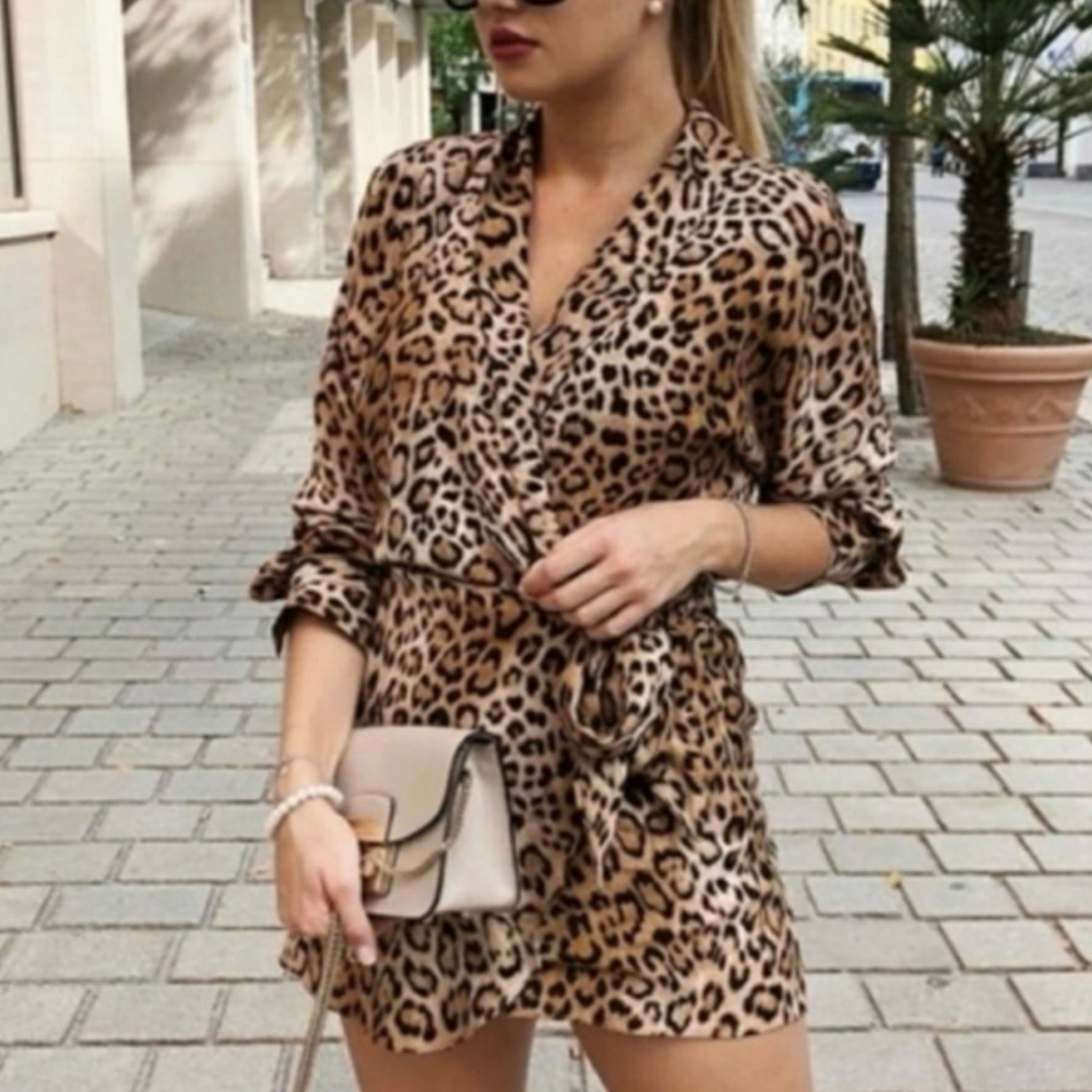 Women’s Zara TRF Leopard Print Wrap Jumpsuit Romper Size Medium